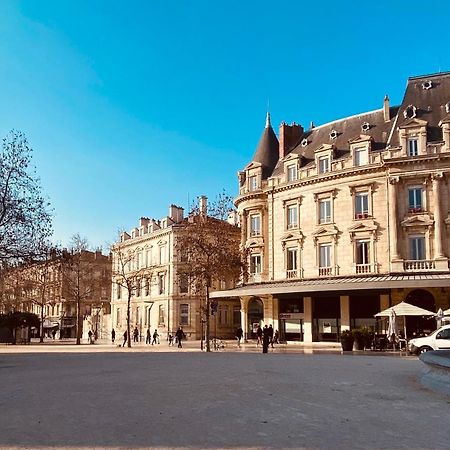 Appartement Centre Ville De Valence Face A La Gare Екстериор снимка